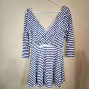 Free People Dress Women’s‎ L Black white chevron striped Midi 3/4 Sleeve vneck
